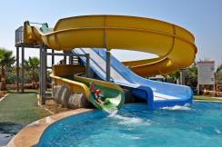 GARDEN OF SUN HOTEL Pools & Beach